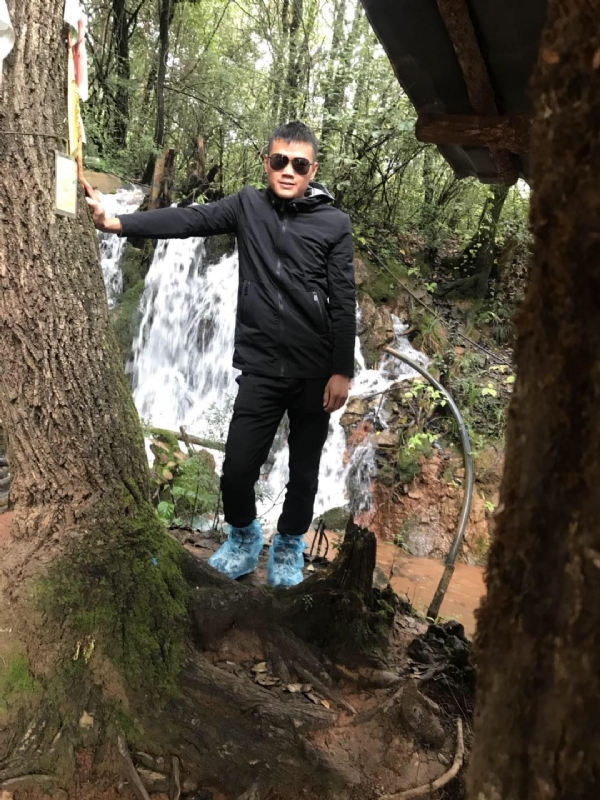 譕訫的第一张照片--南充中老年相亲网